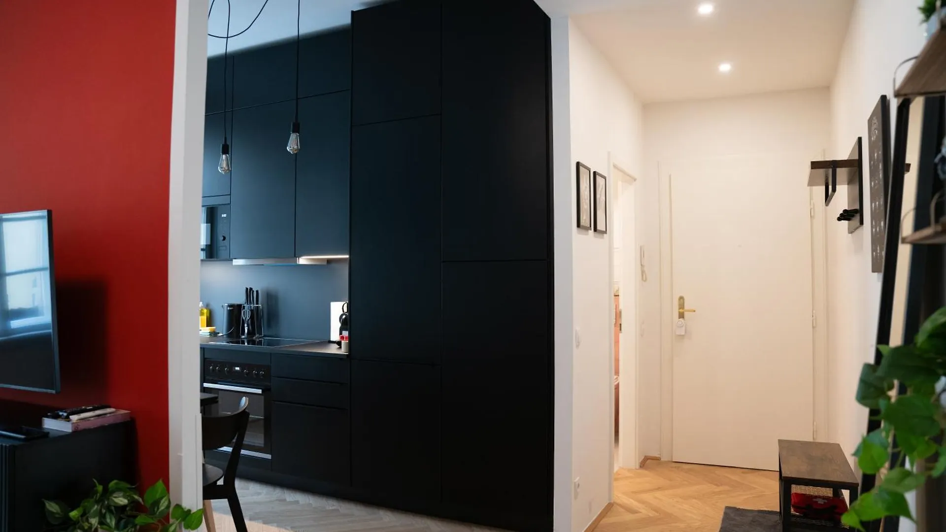 Apartment Vienna City: Live, Work, Play